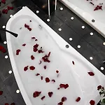 Royal Jacuzzi On Kostyushka 16 Apartment Lviv