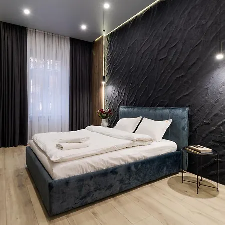 Royal Jacuzzi On Kostyushka 16 Apartment