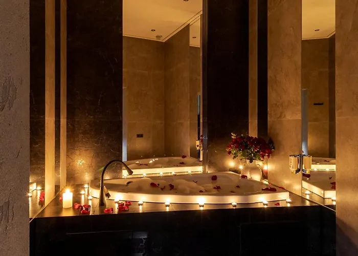 شقة Royal Jacuzzi On Kostyushka 16