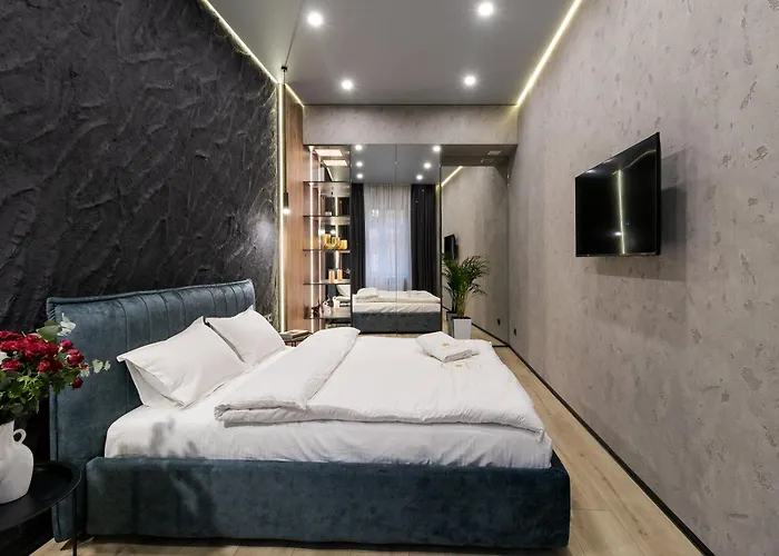 Royal Jacuzzi On Kostyushka 16 *