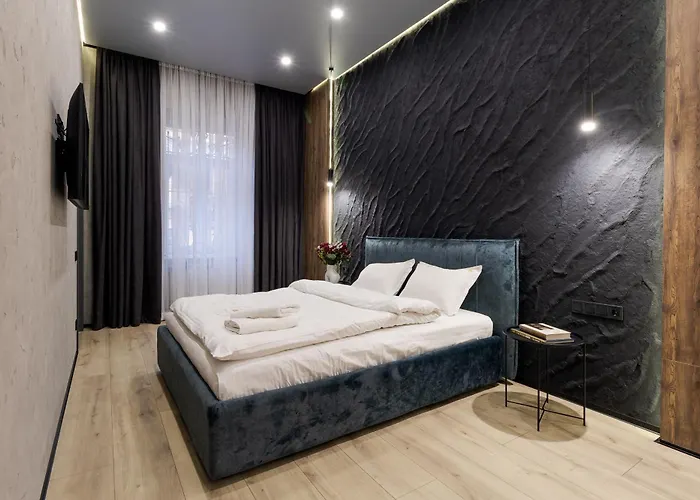 Royal Jacuzzi On Kostyushka 16 شقة