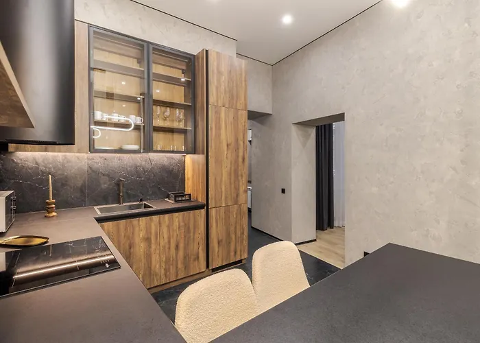 Apartament Royal Jacuzzi On Kostyushka 16 *