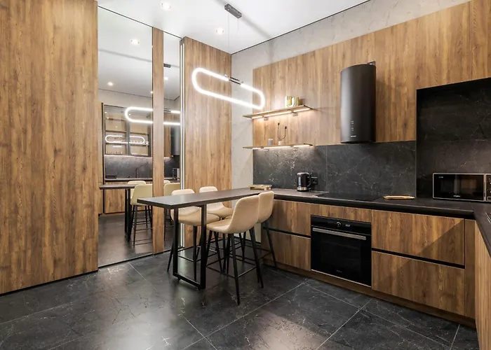 Royal Jacuzzi On Kostyushka 16 Lwów