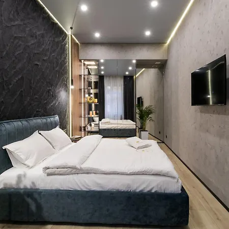 Royal Jacuzzi On Kostyushka 16 *